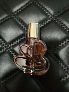 (Category: ) located in . Submitted by secondhandbaglover (Listing ID 1438557372, Image 1). Description: .