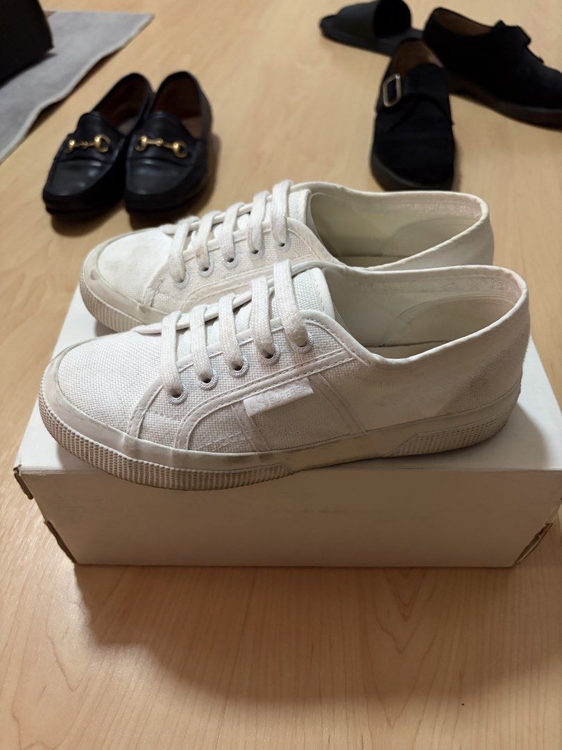 Superga 2750 Cotu Classic White Sneakers (Category: Sneakers) located in Quezon City. Submitted by ianfab (Listing ID 1438510018, Image 2). Description: Selling my Superga sneakers Style: 2750 cotu classic Size: 6 US (women), EU 36 Color: white Price: ₱1200 Condition: 9/10, needs cleaning, no issues except for normal signs of use, complete with original box RFS: decluttering .