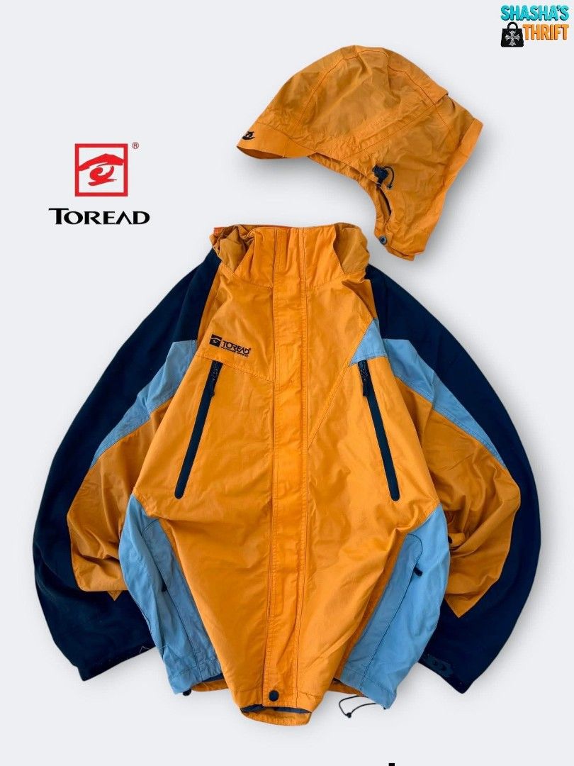 TOREAD (Category: Coats, Jackets and Outerwear) located in Manila. Submitted by meracleeee (Listing ID 1438660907, Image 2). Description: TOREAD Size L-XL NO ISSUE.