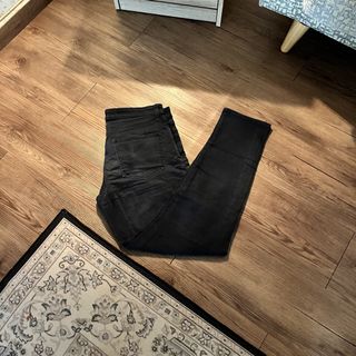 (Category: ) located in . Submitted by unsaved.raw (Listing ID 1438573690, Image 1). Description: .