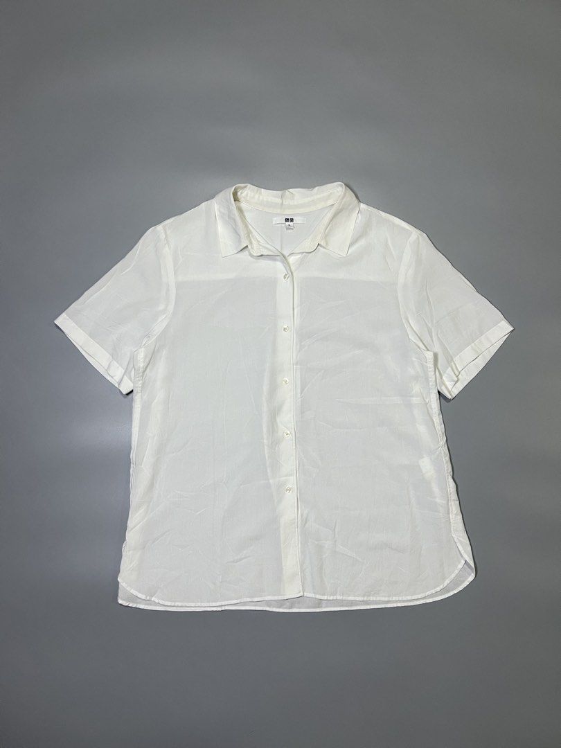 Uniqlo Rayon short sleeve (Category: Shirts) located in Davao. Submitted by triple_t_thrift (Listing ID 1438654395, Image 1). Description: .