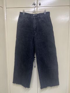 (Category: ) located in . Submitted by aricango (Listing ID 1438542404, Image 1). Description: .
