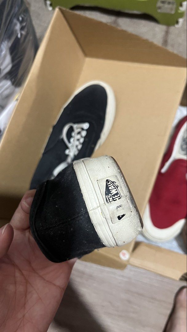 Vans Authentic Black and Red (Category: Sneakers) located in Manila. Submitted by pianrvs (Listing ID 1438653550, Image 2). Description: - Vans Authentic shoes - Color: Black and Red - Size: US Men 4.0 / US Women 6.0❗️❗️ - Black pair: White laces, floral insole - Red pair: Grey insole US 6.0 ❗️❗️ P700 each ❗️.