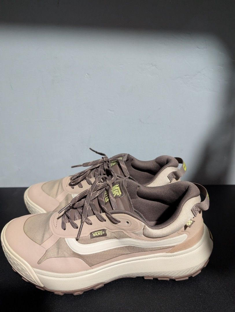 Vans MTE Crosspath (Category: Sneakers) located in Las Pinas. Submitted by carl000000 (Listing ID 1438601324, Image 3). Description: Vans MTE Crosspath Warm Taupe (UK colorway) Multi-Terrain Size 9.5 US No box.