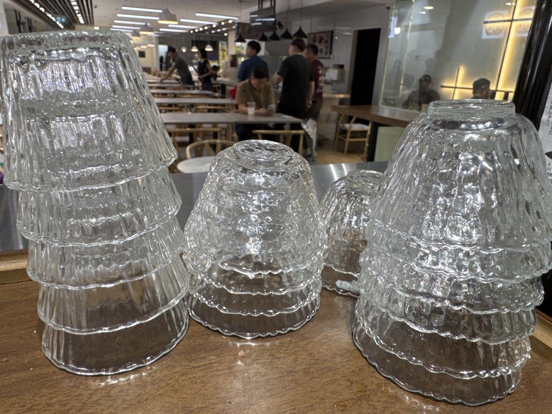 Vintage Textured Glass Cups457789972457072640