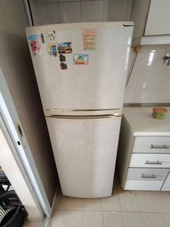 (Category: ) located in . Submitted by weeein (Listing ID 1438605065, Image 1). Description: .