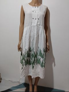 (Category: ) located in . Submitted by uniqlover (Listing ID 1438665759, Image 1). Description: .
