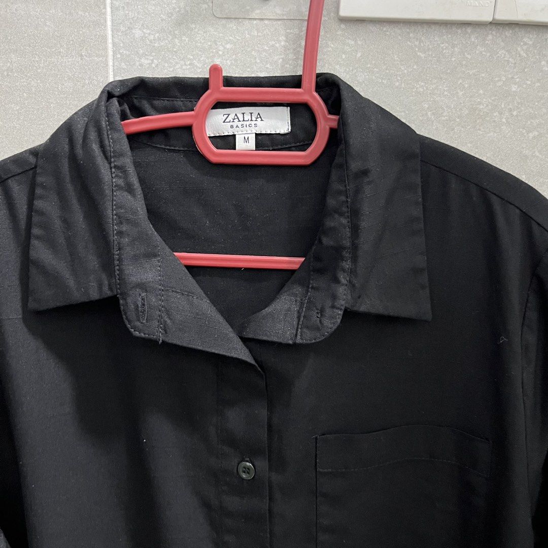 Zara Basic (Category: Blouses) located in Kubang Pasu. Submitted by cikmelurpreloved (Listing ID 1438666654, Image 3). Description: .