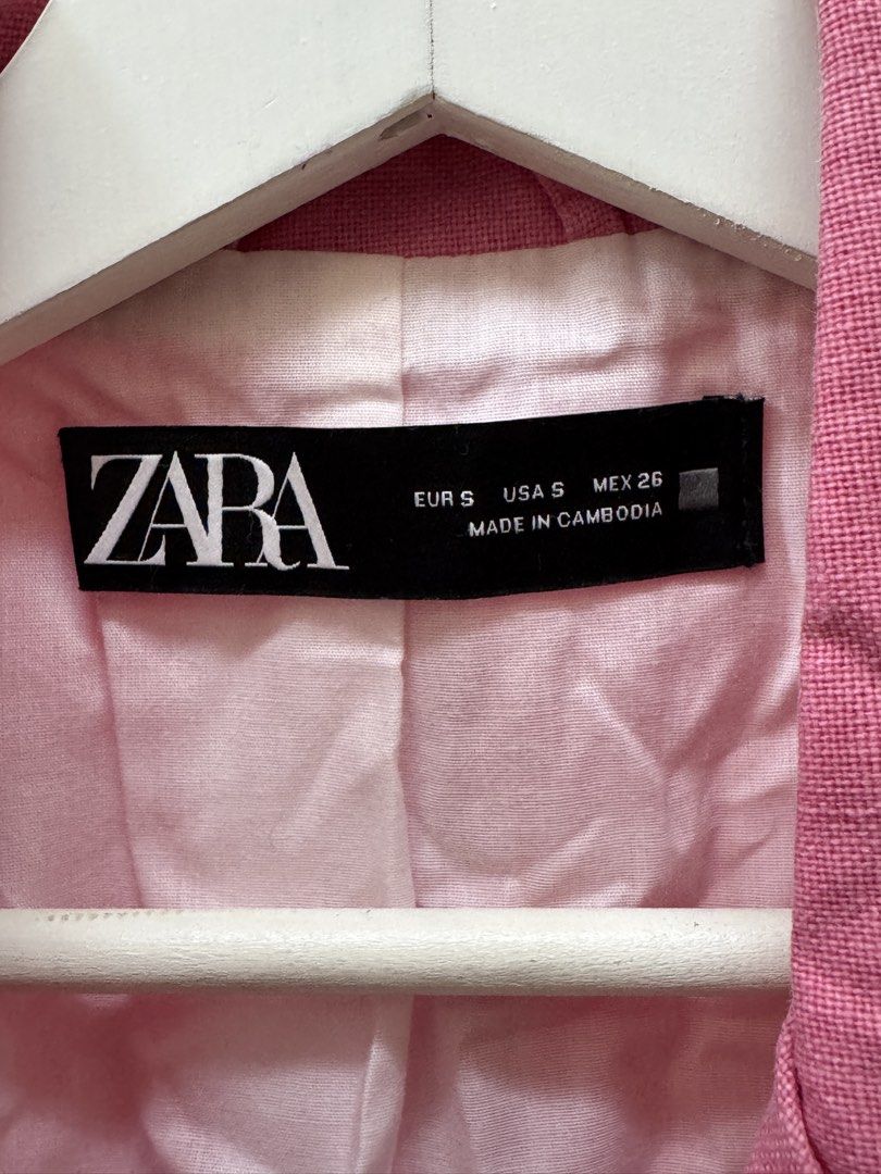 Zara Pink Blazer - Size S (Category: Coats, Jackets and Outerwear) located in Paranaque City. Submitted by panmakes (Listing ID 1438638176, Image 3). Description: - Zara pink blazer - Size: S - Double-breasted design - Two-button closure - Long sleeves - Two front pockets - Made in Cambodia.