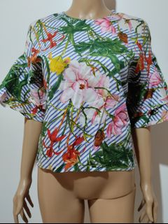 (Category: ) located in . Submitted by uniqlover (Listing ID 1438642469, Image 1). Description: .