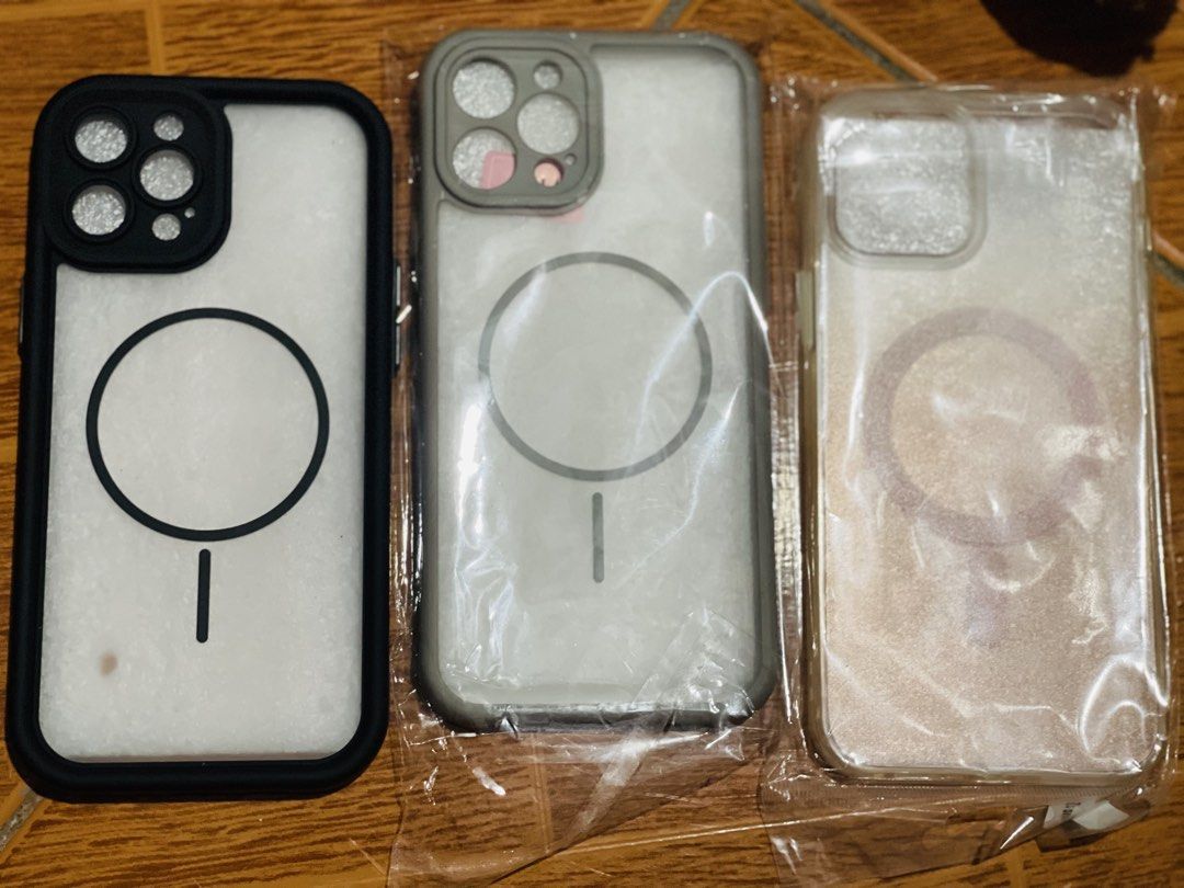 12 PRO MAX CASES (Category: Cases & Sleeves) located in Mandaluyong City. Submitted by imimimi (Listing ID 1438878305, Image 2). Description: Used but not abused cases for Iphone 12 Promax (yung iba once or twice lang nagamit) 3 for 100 only Free 1 case sa 200 ang bibilin choice ni seller.