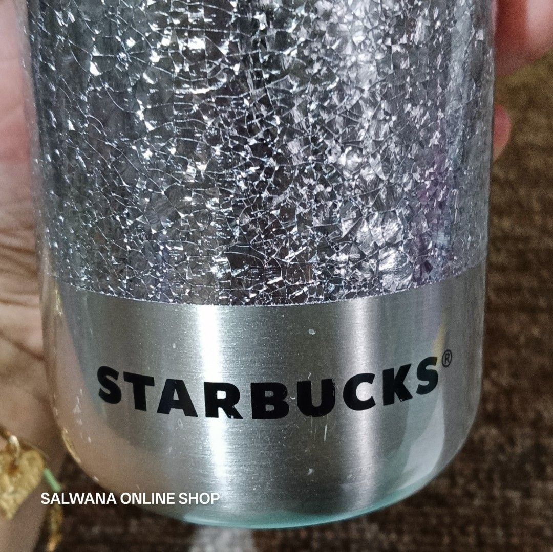 2025 STARBUCKS CRACKLED SILVER-PINK DOUBLE WALL VACUUM INSULATED BOTTLE / TUMBLER 473ml • Japan Surplus (Category: Water Bottles & Tumblers) located in Mabalacat. Submitted by salwanaonlineshop (Listing ID 1438788464, Image 3). Description: 2025 STARBUCKS CRACKLED SILVER-PINK DOUBLE WALL VACUUM INSULATED BOTTLE / TUMBLER 473ml • Japan Surplus 🇯🇵 Has some scratches and dents pero sa loob halos makinis pa 🇯🇵 For hot and cold 🇯🇵 Made in China 
