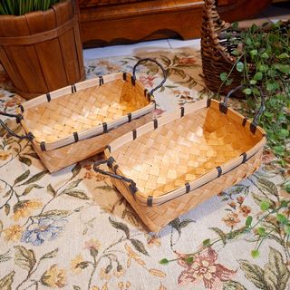 (Category: ) located in . Submitted by millennialmeetsvintage (Listing ID 1438819773, Image 1). Description: .