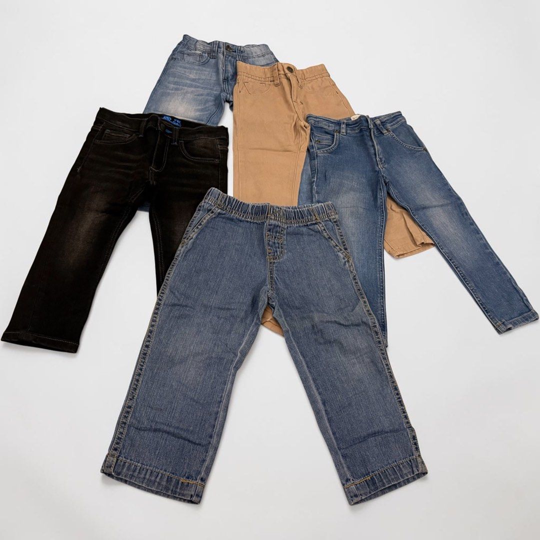 5 Branded Pants for 2-year-old kids (Category: Babies & Kids Fashion) located in Quezon City. Submitted by valll (Listing ID 1438862561, Image 1). Description: 🔴FOR SALE: 5 pairs of pants for 2-year-olds 📍1 Baby Guess, 2 Periwinkle, 1 Carter’s, 1 Gingersnaps 📍Take all 5 pairs for PHP 1000 📍All in good condition 📍First Owner 📍Handwashed. Never machine-washed 📍As is whereis. What you see is what you get. 📍RFS: Decluttering. Too many things.