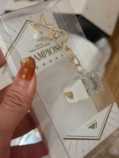 由 sharpay7 (刊登 ID 1438780912，圖片 1) 提交，位於 的 (類別：)，說明：。