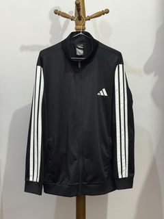 (Category: ) located in . Submitted by restock.thrift (Listing ID 1438749368, Image 1). Description: .