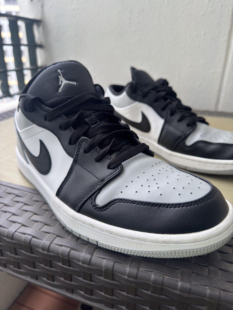 Air Jordan 1 Low Black Grey White (Category: Sneakers) located in Tanauan. Submitted by louise316 (Listing ID 1438742873, Image 2). Description: - Air Jordan 1 Low sneakers - Color: Black, grey, and white - No Box RFS: It’s a gift for me but its a little bit small for my feet. Used 2-3 times only. Still looks new Very minor grime on the side (see picture) Still smells like new pramis unli amoy on meetup :D We can do meetup on Mandaluyong or Lalam