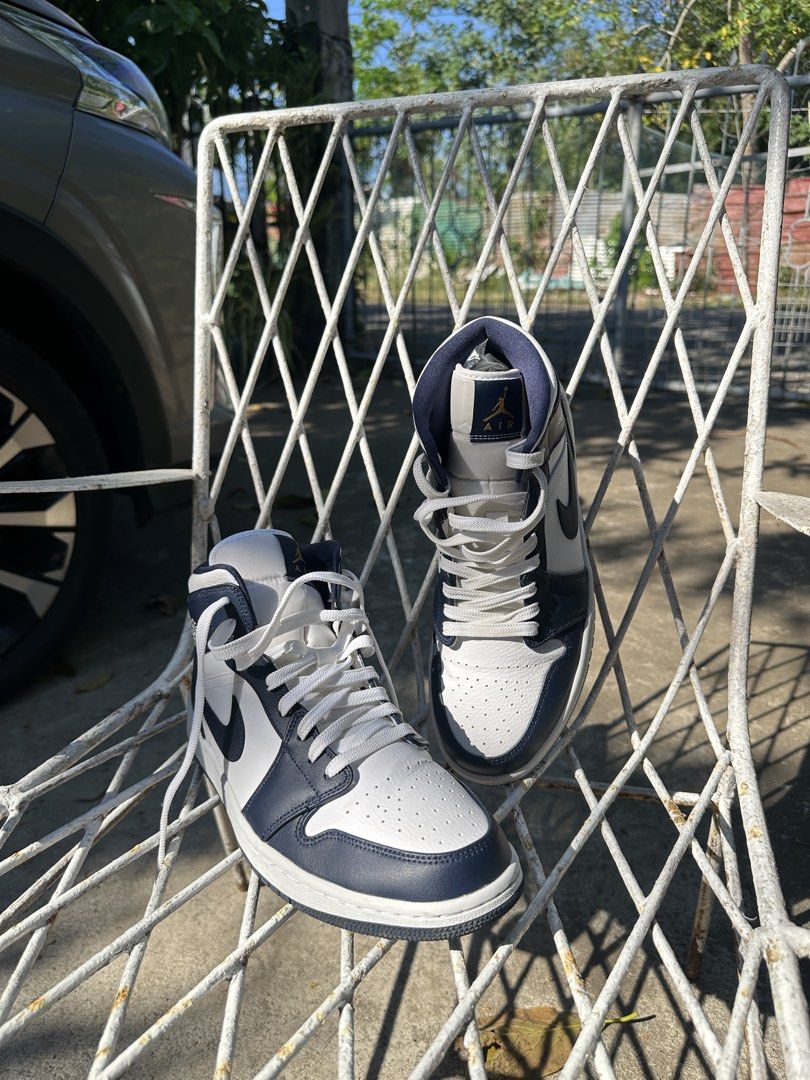 Air Jordan 1 Mid Navy White (Category: Sneakers) located in Manila. Submitted by jampasabuy.jpn (Listing ID 1438825760, Image 2). Description: - Air Jordan 1 Mid - Color: Navy and White - Size: US 10.5 - Condition: Good - Includes original box -bought in japan -didnt matcg husbands vibe .