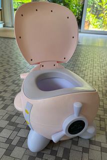 (Category: ) located in . Submitted by danlo.sg (Listing ID 1438770264, Image 1). Description: .