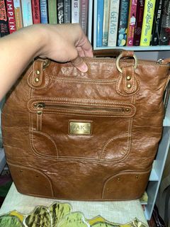 (Category: ) located in . Submitted by kdotpreloved (Listing ID 1438788610, Image 1). Description: .
