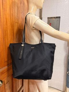 (Category: ) located in . Submitted by lilowearph (Listing ID 1438738348, Image 1). Description: .