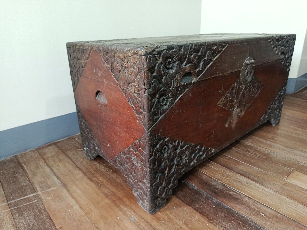 Antique Wooden Chest Baul (Category: Other Home Furniture) located in Quezon City. Submitted by truephoenix.16cee3 (Listing ID 1438838131, Image 3). Description: Vintage wooden chest. This was inherent by my grandmother from her parents. As of 2026, she's now 97 years old. Intricate wood flowers carvings on the side, while boats/ships on the center. Manual measurements: Length 37.25 inches Height 18.5 inches Wide 17.75 inches Location Project 3 Q