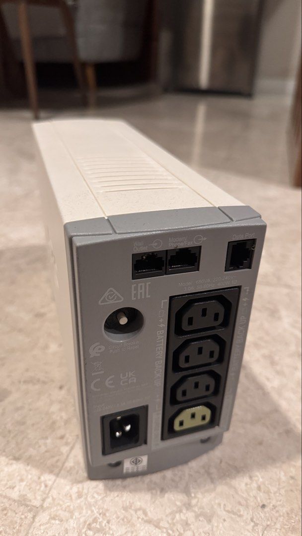 APC Back-UPS CS 650 - Uninterruptible Power Supply458598324750274561