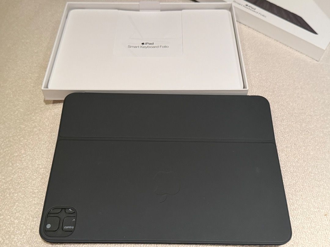 Apple iPad Smart Keyboard Folio458592952035594241
