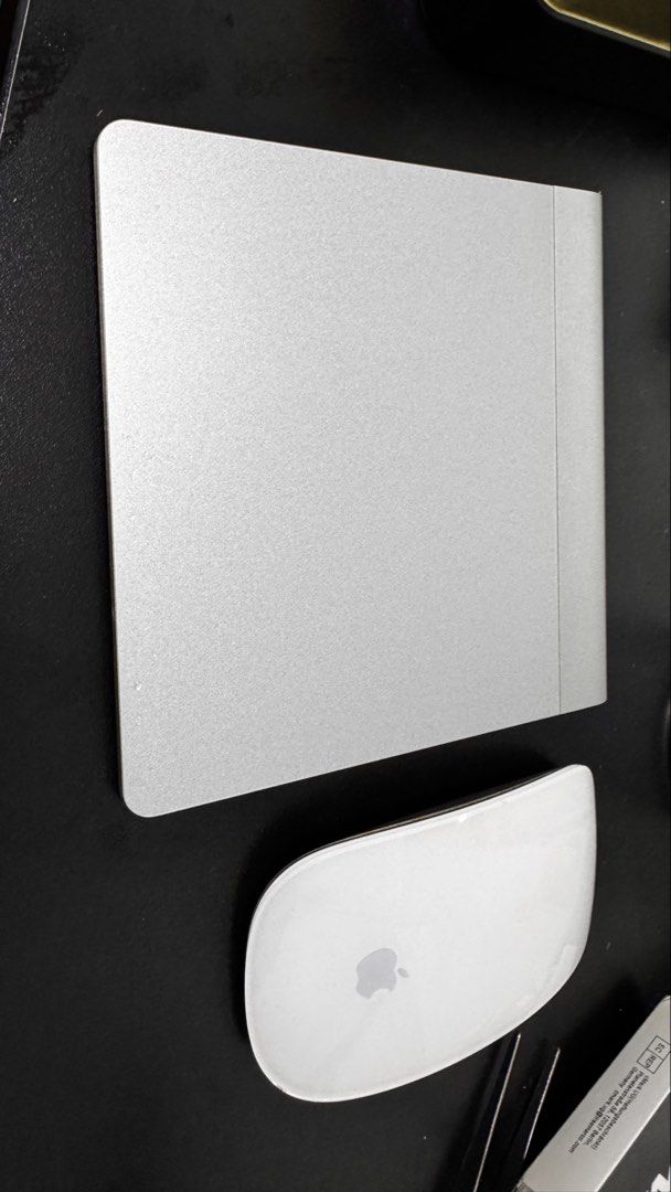 Apple Magic Trackpad A1339 - Silver458359671504906241