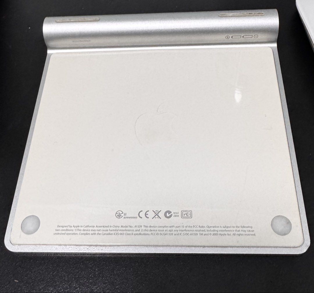 Apple Magic Trackpad A1339 - Silver458359671504906242