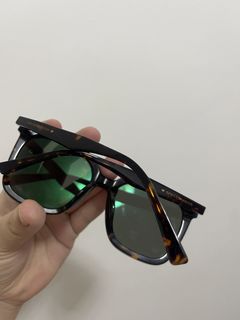 (Category: ) located in . Submitted by declutter_manila_2023 (Listing ID 1438877682, Image 1). Description: .