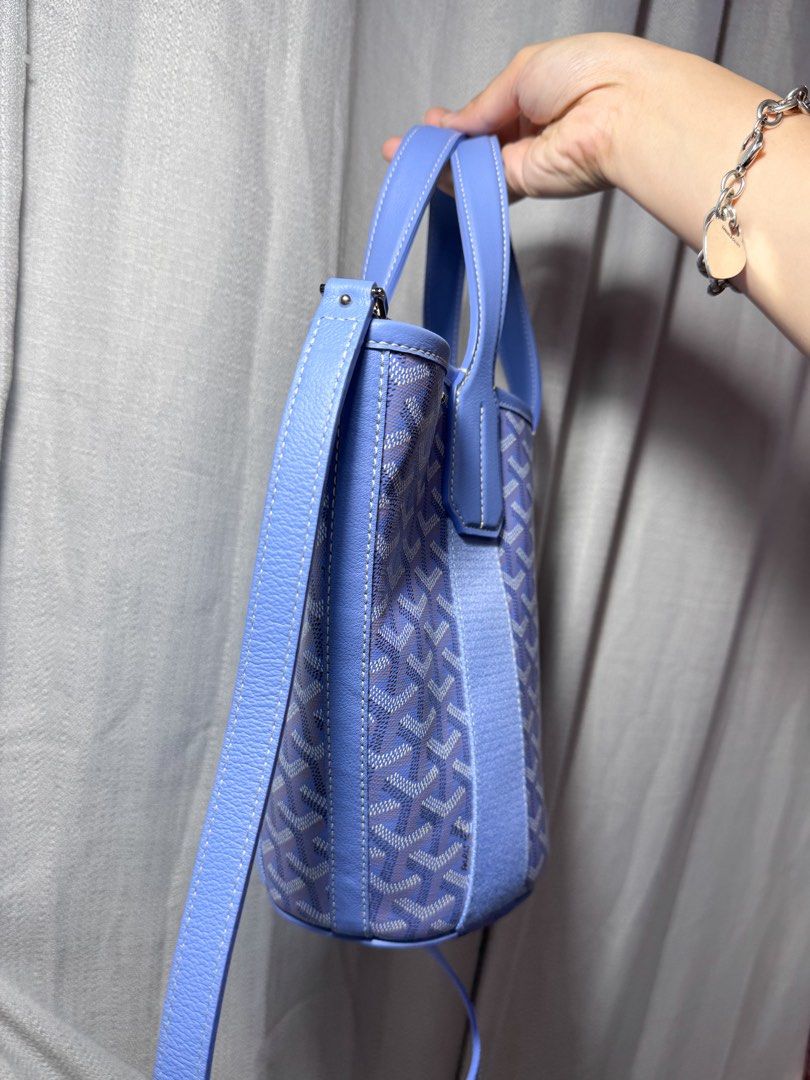 AUTHENTIC Goyard Belharra PM Iris Tote Crossbody (Category: Luxury Bags & Wallets) located in Quezon City. Submitted by closetofcoco (Listing ID 1438762835, Image 3). Description: FOR FASTER REPLIES ON IG: THECLOSETOFCOCO GURANTEED AUTHENTIC PM FOR INQUIRIES NO LOW BALLING.