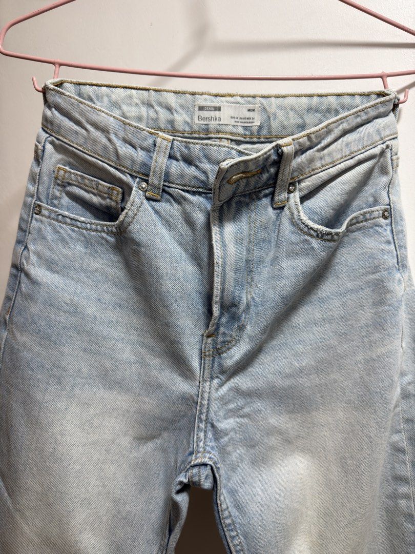 Bershka High Waisted Mom Jeans (Category: Jeans) located in Bacolod City. Submitted by spacebuns_12 (Listing ID 1438809279, Image 2). Description: - Size: EU 34 / US 2 - Wash: light blue - Soft material and non stretchy - Please note none of the items are overruns - Has a small scratch on the back but not really noticeable (see last photo) - Location: Bacolod City.
