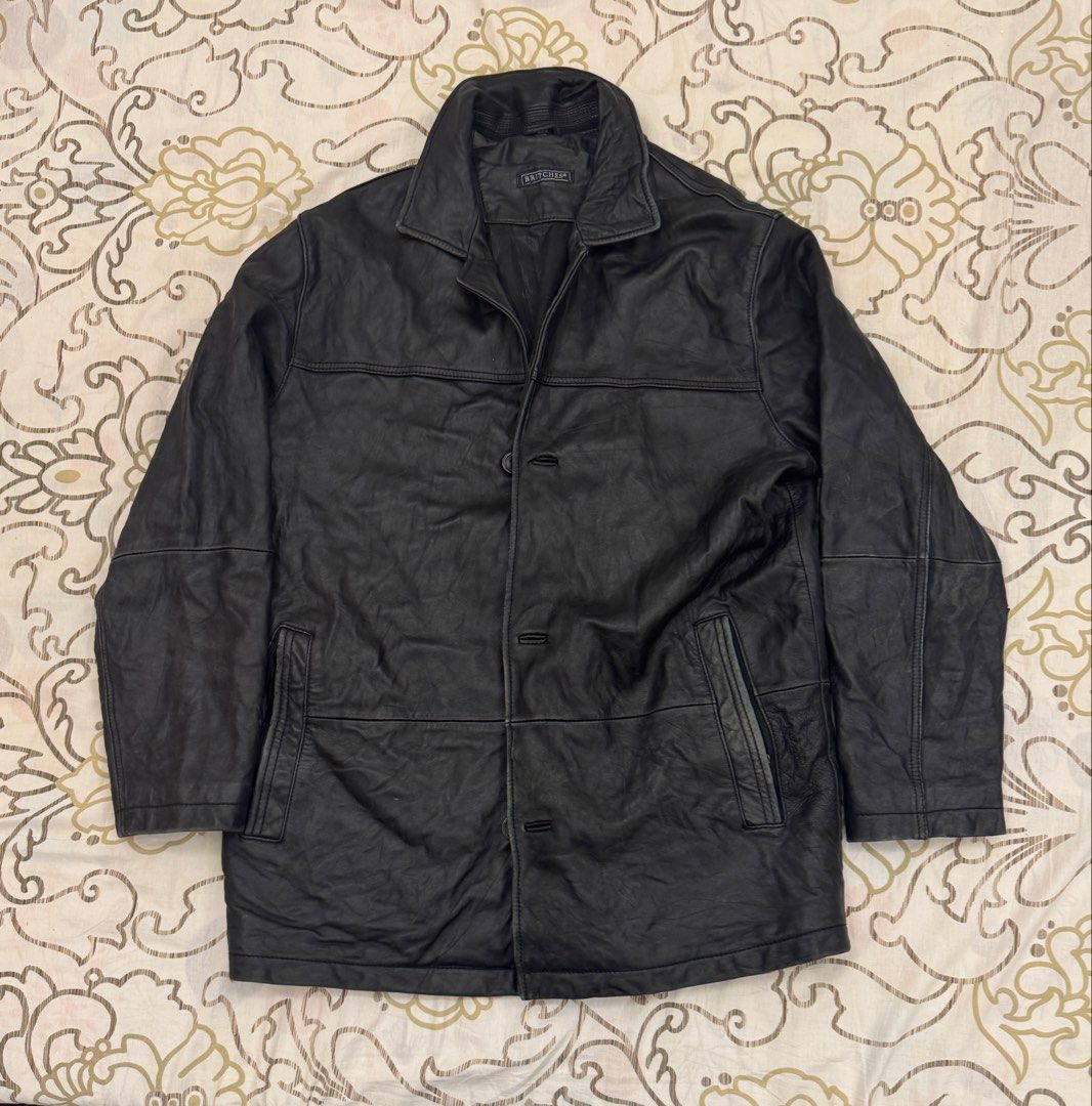 Vintage Britches Black Leather Jacket (Category: Coats, Jackets and Outerwear) located in Manila. Submitted by gronte (Listing ID 1438855515, Image 1). Description: Britches Black Leather Jacket 31x24 size M but fits up to XL • flaw at the back, not visible in photo • rfs: not using anymore • can nego msg for more details mop: gcash mod: jnt / lalamove buyer will shoulder shipping fee loc: parañaque .