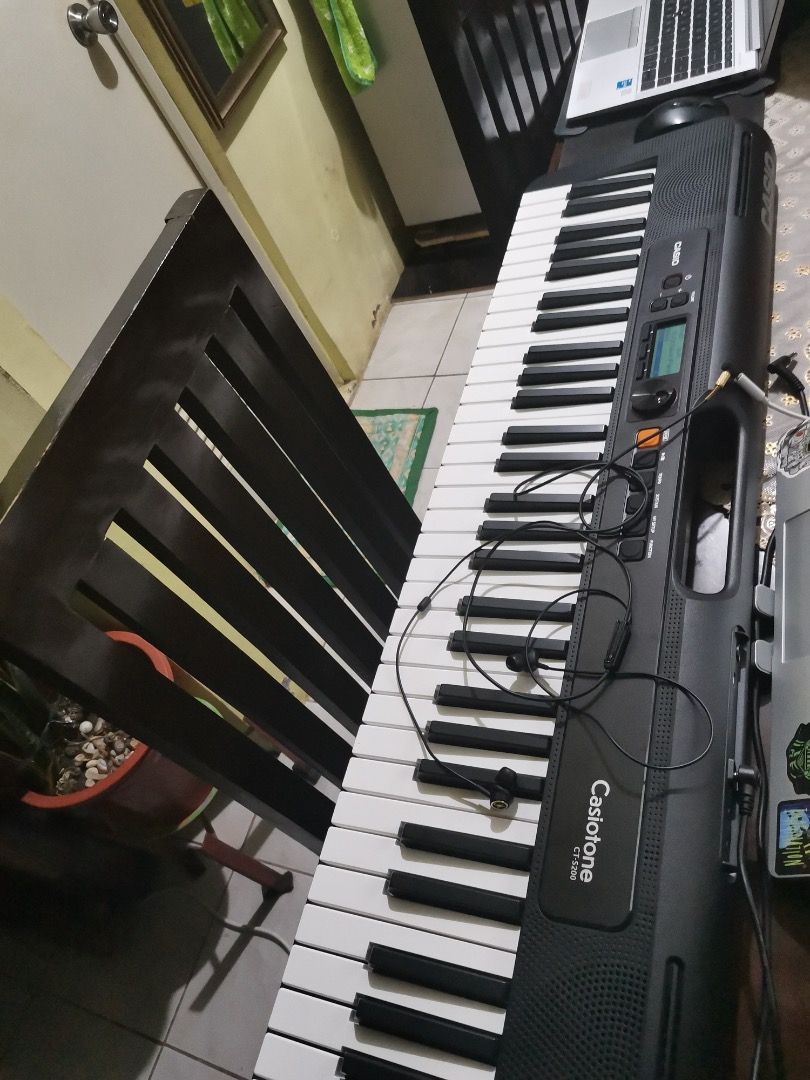Casio CT-S200BK Casiotone Keyboard (Category: Musical Instruments) located in Caloocan City. Submitted by blackstar1019 (Listing ID 1438880772, Image 3). Description: includes Box and Original Casio Adapter Slim Style Portable Keyboard Micro USB Type B (connection to android and IOS device) With Sustain Key feature 400 Tones 77 Rhythms 61 Full sized keys Connection to Chordana Play via USB.