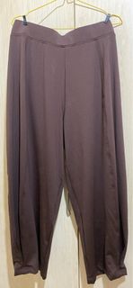 (Kategori: ) berada di . Dikirim oleh becashbdg (ID iklan 1438801722, Gambar 1). Deskripsi: .