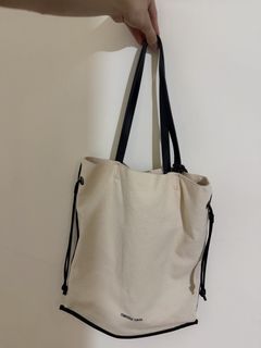 （分類：）位於 。 由 alpacaponyo 提交（商品編號 1438849360，圖片 1）。簡介： 。