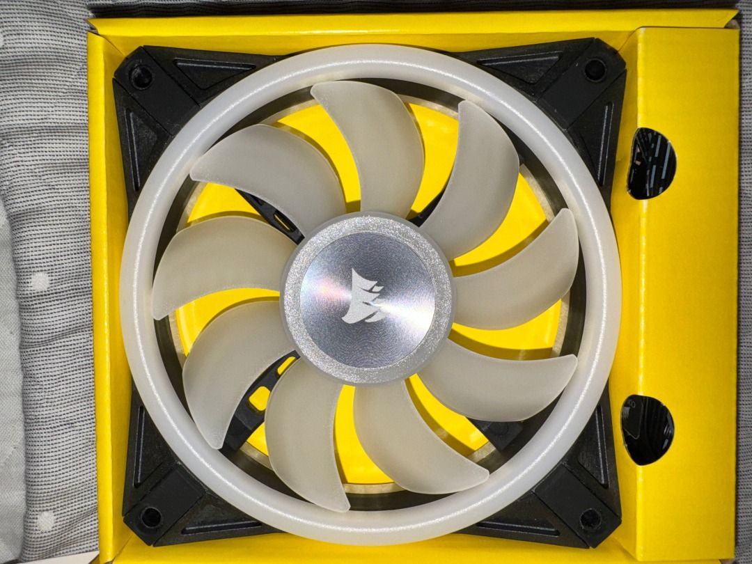 Corsair QL120 RGB Performance Fan458835390901800961