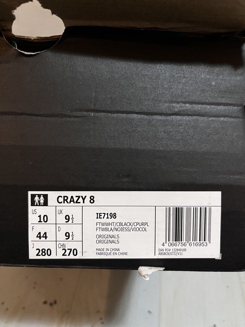 Crazy 8 Retro / Kobe Signature Shoes (Category: Sneakers) located in Manila. Submitted by zellelotl (Listing ID 1438785478, Image 3). Description: -never been worn -brand new -in good condition rfs: binili ng tatay ko pero malaki pala yung sizing sakanya 😅 .