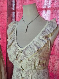 (Category: ) located in . Submitted by lovethycloset.ph (Listing ID 1438878664, Image 1). Description: .
