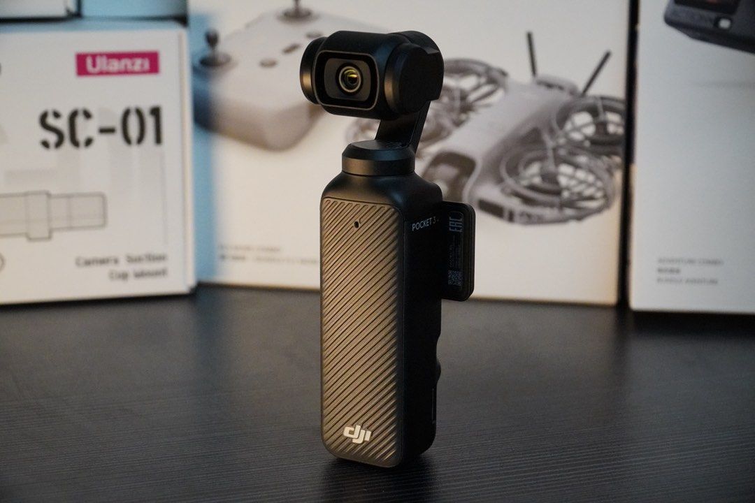 DJI Osmo Pocket 3 (Category: Cameras) located in Cebu City. Submitted by urbansnaphub (Listing ID 1438782265, Image 3). Description: For rent: DJI Osmo Pocket 3 (Creator Combo) You can also follow our facebook page “Urban Snap Hub Camera and Gear Rentals”. 📍Guadalupe, Cebu City 📞 +63 917 659 7500.