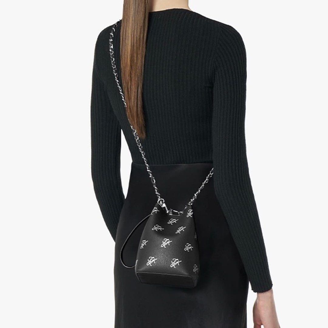 FIND KAPOOR Mini Pingo Bag Pattern Chain Set in Black (Category: Luxury Bags & Wallets) located in Lapu Lapu. Submitted by glamorouslybeautiful8.0 (Listing ID 1438748562, Image 2). Description: ☘️👜♥️Find • Kapoor Mini Pingo Bag Pattern Chain Set in black. It is made of faux leather and includes a chain strap. Although small, it has good storage capacity, making it great for daily use. It is an attractive bag that will add a stylish touch to any 
