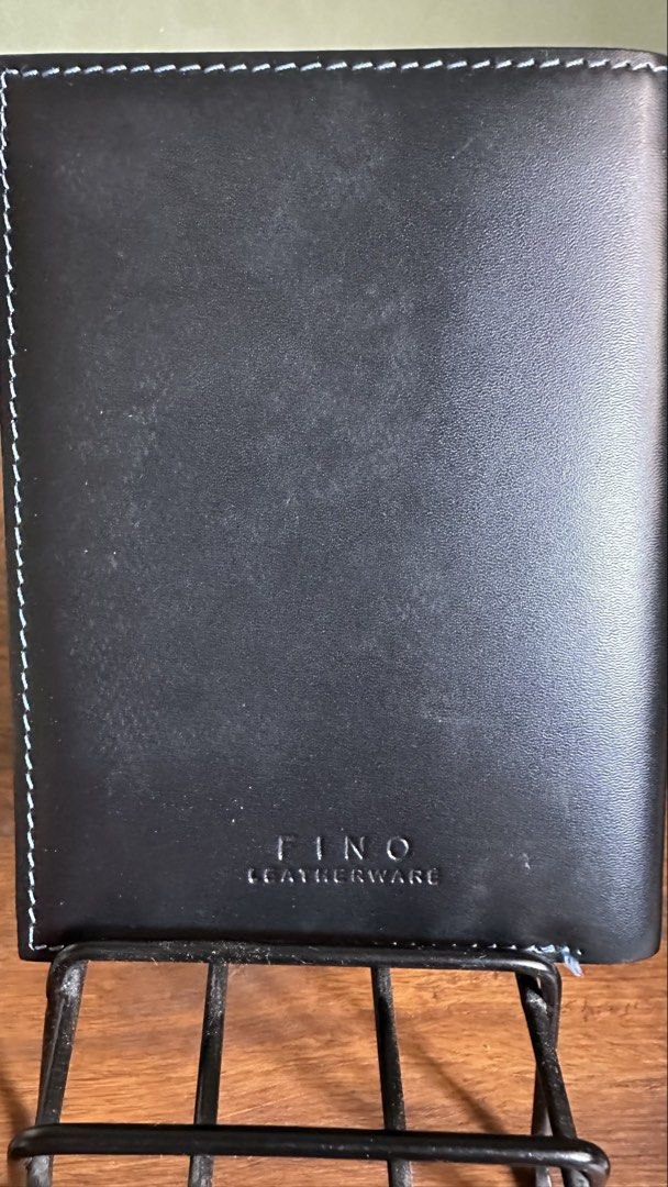 Fino Bifold wallet (Category: Wallets & Card holders) located in Manila. Submitted by kieli02 (Listing ID 1438707296, Image 1). Description: Selling my Fino bifold wallet. Item is seldom used almost good as new condition. Buyer will shoulder shipping fee. No shoppee checkout. Last price posted. .