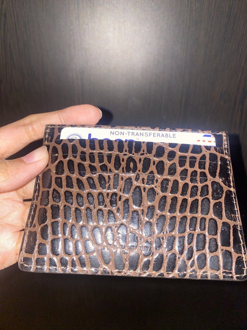 FINO cardholder (Category: Luxury Bags & Wallets) located in Pasig City. Submitted by isheeem (Listing ID 1438799125, Image 2). Description: - slightly nego! .