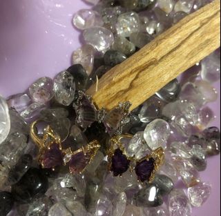 (Category: ) located in . Submitted by newbies.preloved (Listing ID 1438873257, Image 1). Description: .