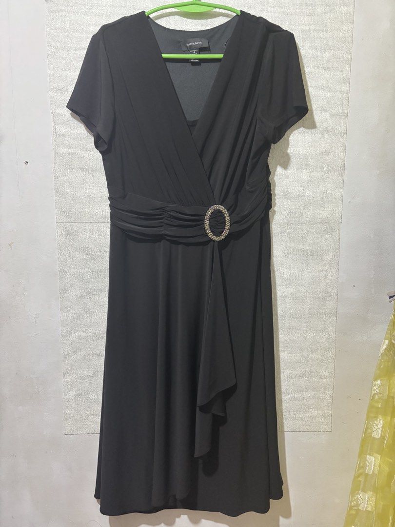 Formal black dress elegant for occasions (Category: Dresses) located in Caloocan City. Submitted by purplevanilla.manila (Listing ID 1438796053, Image 1). Description: .