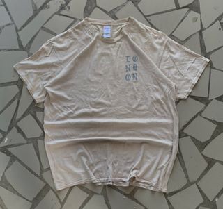 (Category: ) located in . Submitted by alwen_thrifting (Listing ID 1438874111, Image 1). Description: .