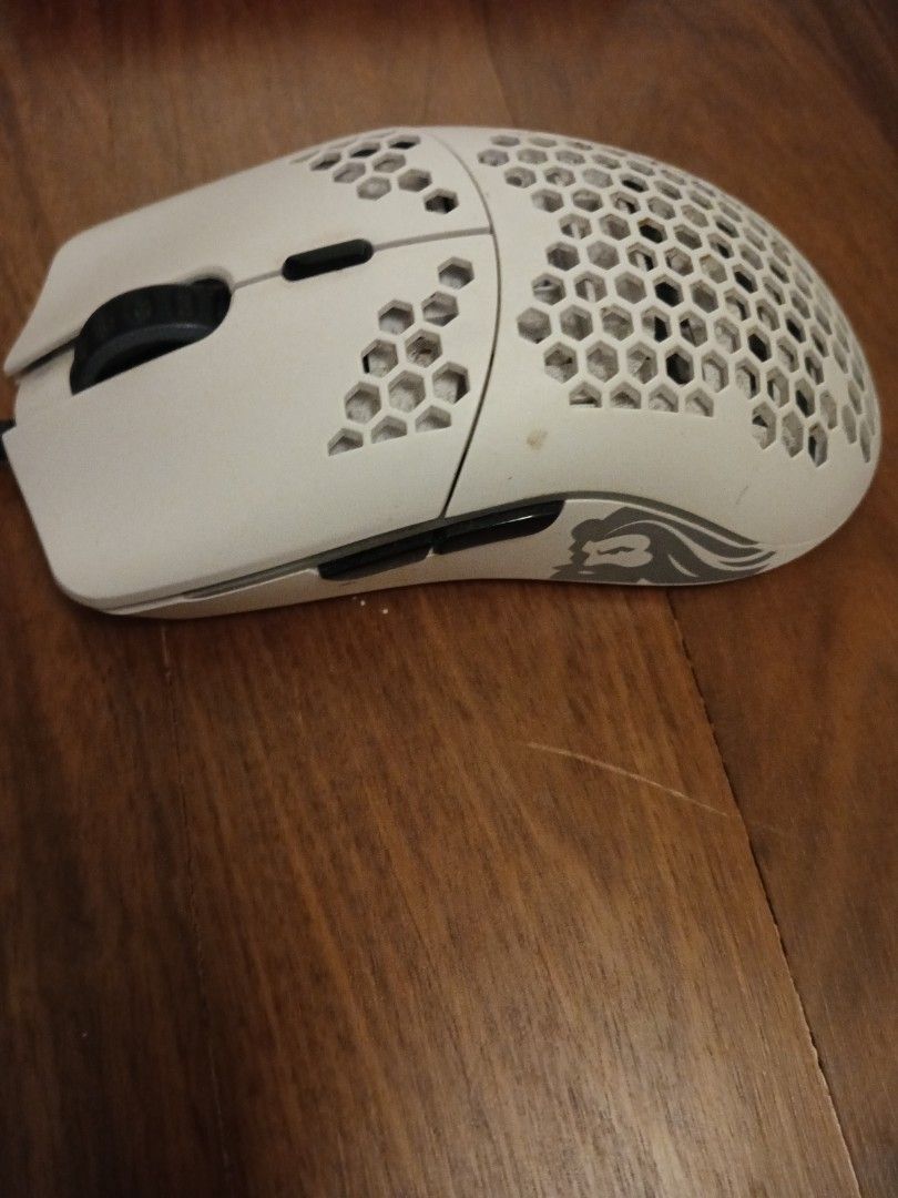 Glorious Model O Gaming Mouse - White458594721381765122