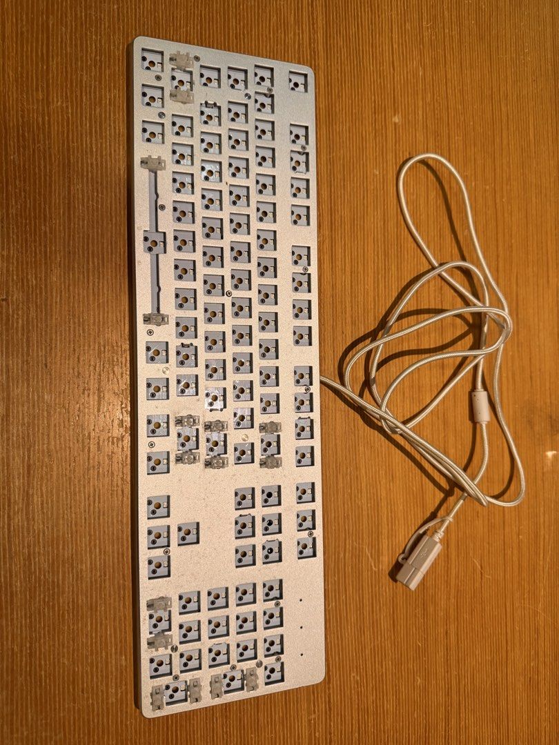Glorious Modular Full Size Mechanical Keyboard458370077626224640