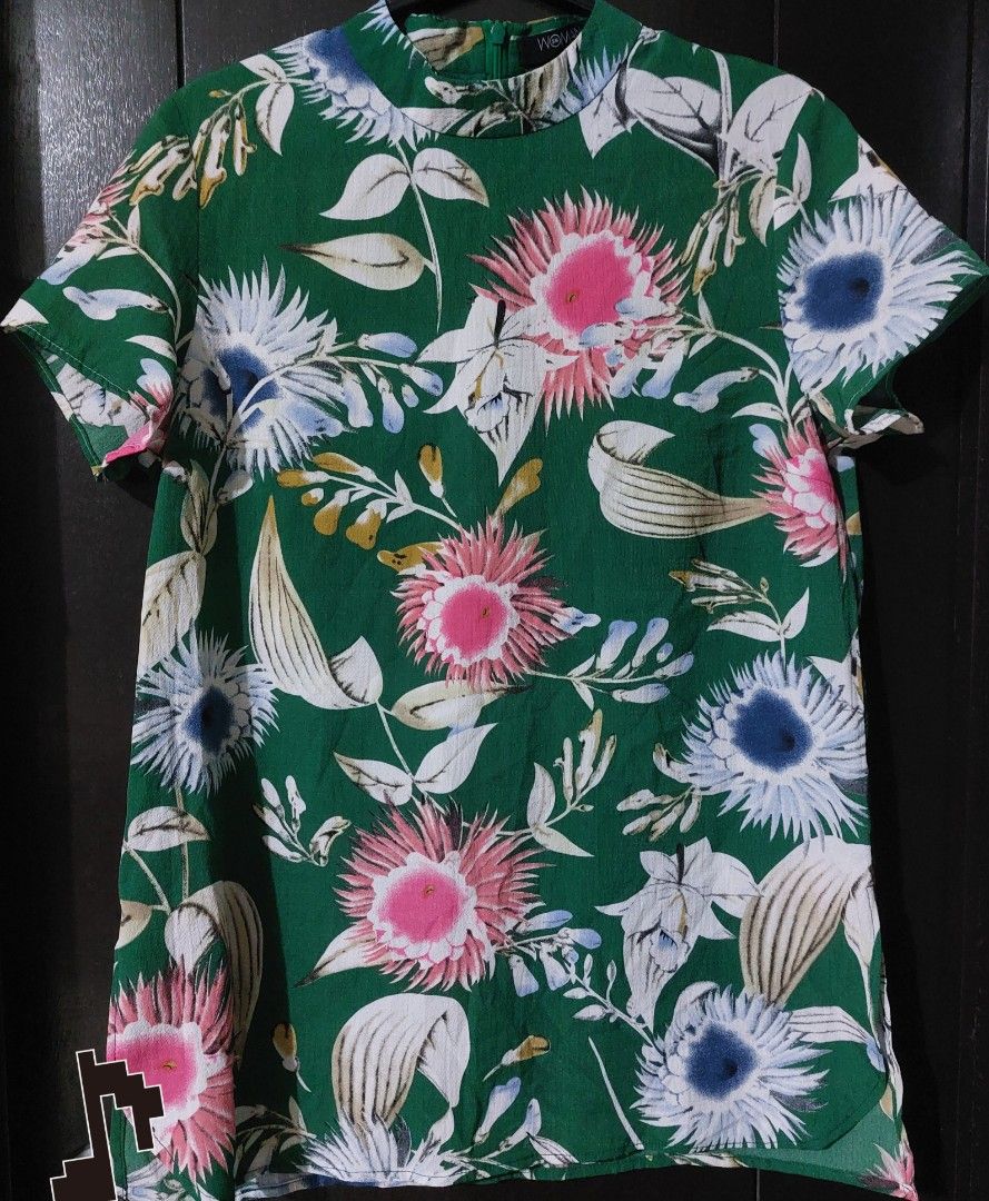green floral short sleeve top (Category: Others Tops) located in Davao. Submitted by vyyrsc (Listing ID 1438846026, Image 1). Description: 𝄞 additional notes suitable for size m-l mop: gcash.